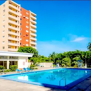 Ocean Den Apartment Ocho Rios